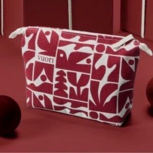 Vuori Limited Edition Canvas Zippered Pouch Bag Burgundy White Cosmetic NWT